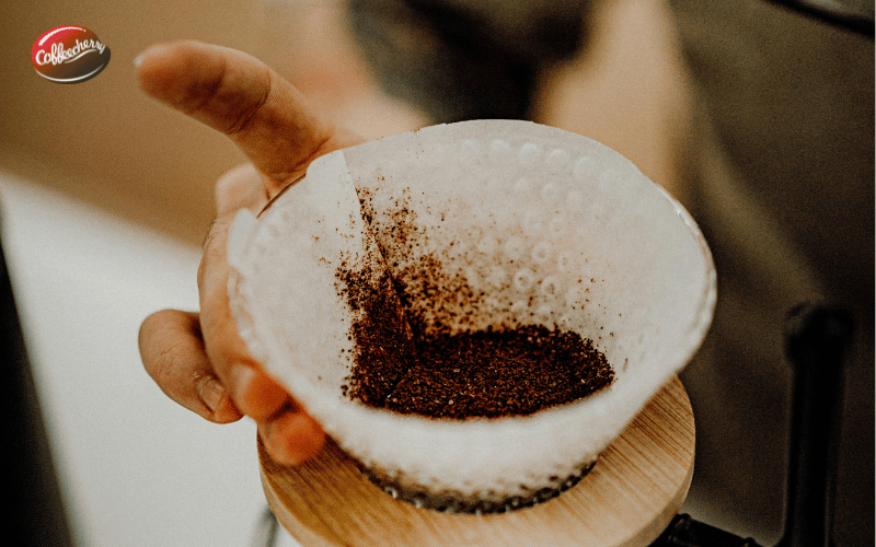 nen-pha-phin-ca-phe-nguyen-chat-hay-pour-over-de-giu-dung-vi-hon (3)